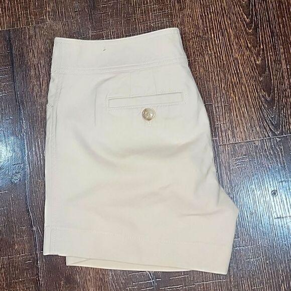 Ann Taylor Signature 4" Khaki Shorts - Picture 10 of 15